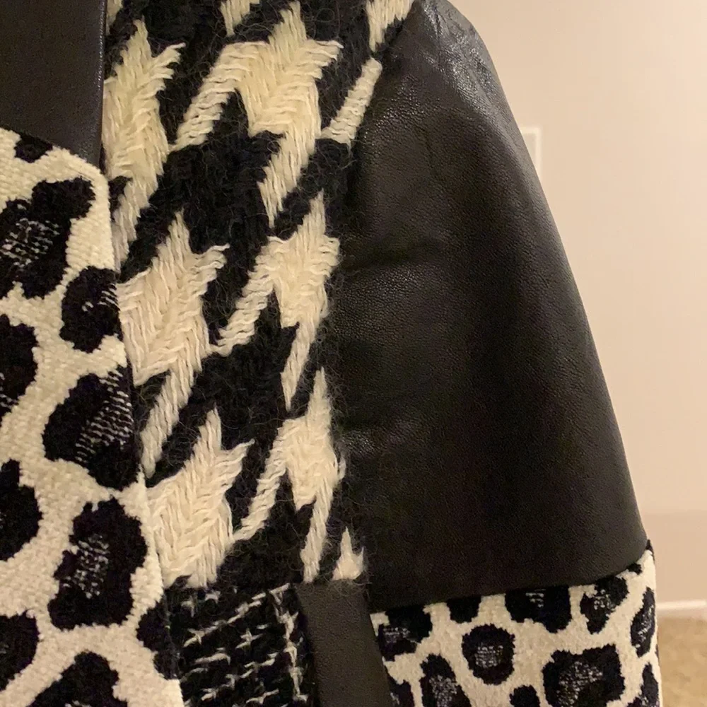 Alice and Olivia animal print patch open leather jacket - Picture 5 of 8